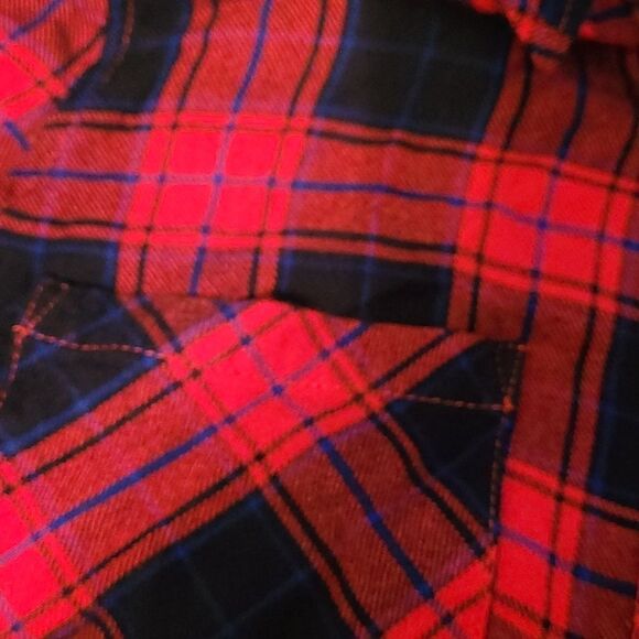 Laju woman's plaid medium button up shirt - Picture 5 of 7